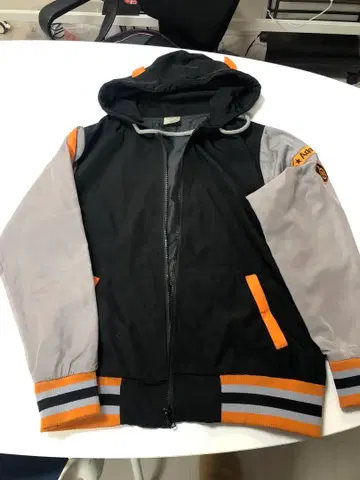 러브 라이브! 선샤인 Aqours 타카미 치카 후드티