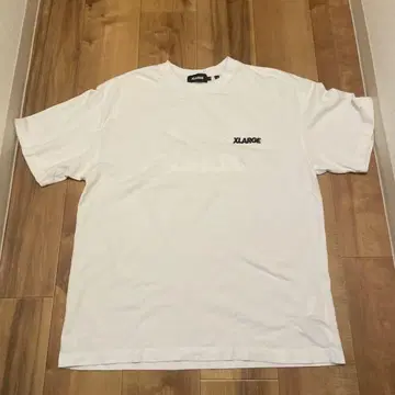 XLARGE 화이트 T셔츠