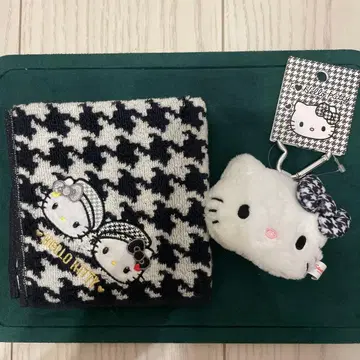 산리오 흑백 걸리시 쌍둥이 코디 타월, 마스코트 홀더