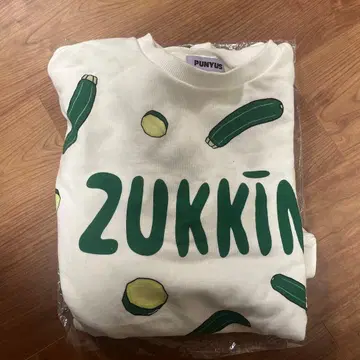 PUNYUS 즈키니 패턴 화이트 맨투맨 사이즈 4 푸뉴즈