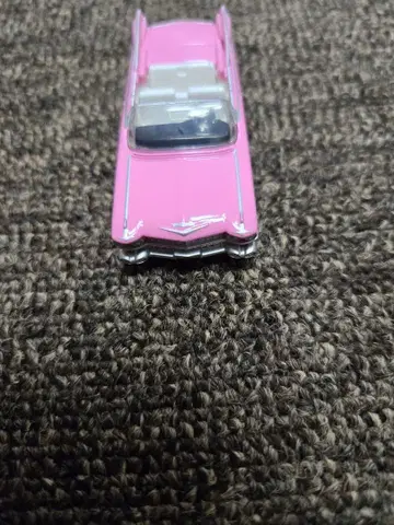 토미카 캐딜락 엘도라도 비아리츠