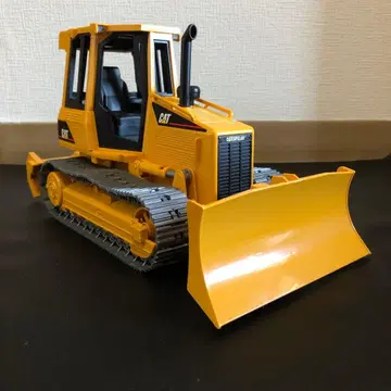 브루더 bruder CAT 트랙터