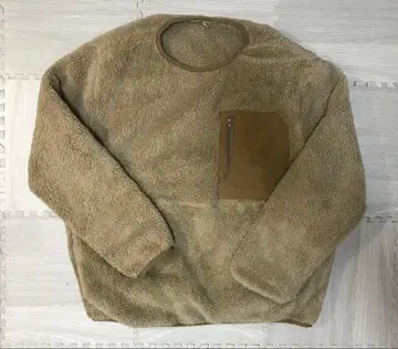 베이지 플리스 자켓 프론트 포켓 부착