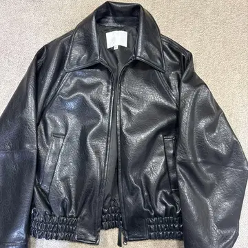 MOUSSY 블랙 가죽 자켓