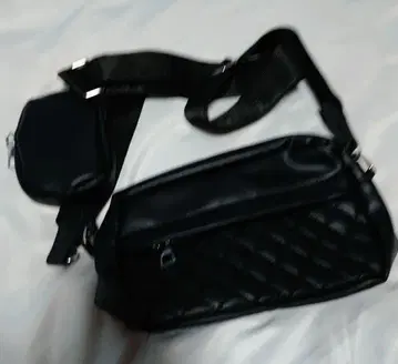 블랙 퀼팅 숄더백 파우치 포함