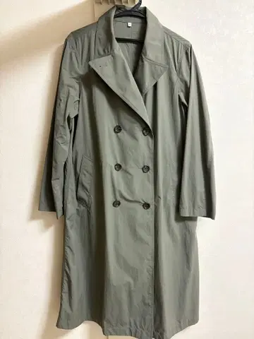 스모키 그린 더블 나일론 여성 코트