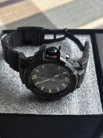 G-SHOCK GW-A1000FC-5AJF 미사용품