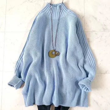 새상품급 저널 스탠다드 하이넥 사이드 슬릿 니트 루즈핏