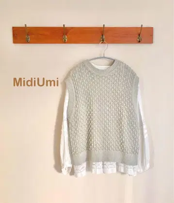 2025 MidiUmi 미디우미 메쉬 편직 니트 베스트