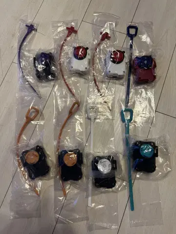 베이블레이드 x 와인더 런처 8개 세트