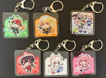 컬러풀 피치 최초기 아크릴 키링 묶음 판매