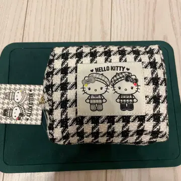산리오 키티 흑백 걸리시 쌍둥이 코디 파우치