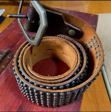 HTC 할리우드 트레이딩 컴퍼니 벨트