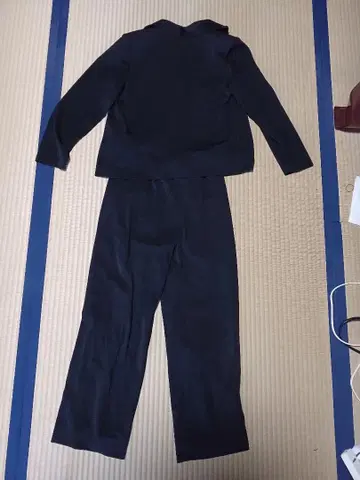 라메 믹스 꽃무늬 자수 팬츠 셋업