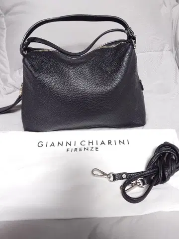 GIANNI CHIARINI 알리파 M 블랙 핸드&숄더백