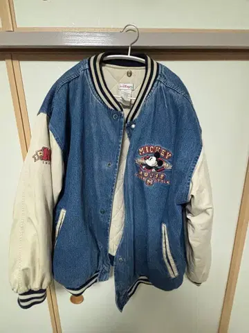 미키마우스 바시티 자켓