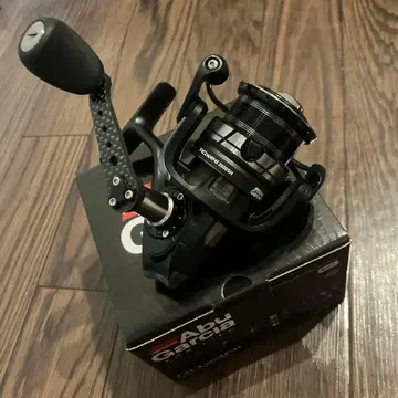 Abu Garcia Roxani 2000SH 스피닝 릴