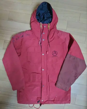 마운틴 리서치 '087 A.M. 재킷' M