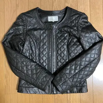 M-PREMIER 블랙 가죽 자켓