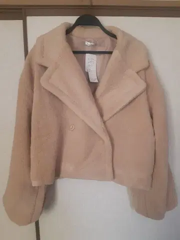 가볍고 착용감 발군! 새상품 4L 보아 자켓