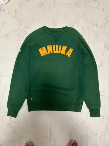 미시카 그린 맨투맨 엘보 배치 포함