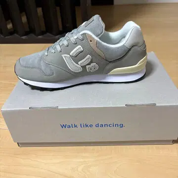 SANGACIO 그레이 스니커즈 10주년 추첨 판매 뉴 스니커즈