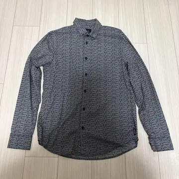 Armani Exchange 로고 프린트 긴팔 셔츠 S 사이즈