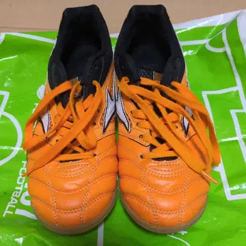 풋살화 미즈노 란사멘토 24cm