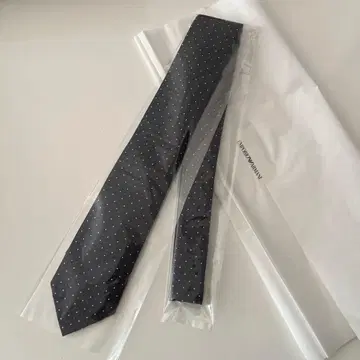 아르마니 넥타이 네이비 도트