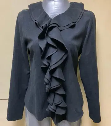 프릴 달린 긴팔 셔츠