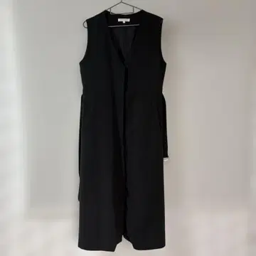 블랙 슬리브리스 베스트