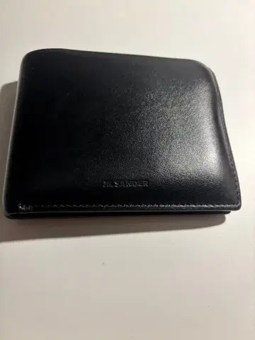 블랙 가죽 접이식 지갑