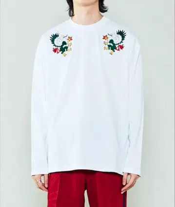 [ 완판템 ] CONVERSE TOKYO 자수 디자인 긴팔 티셔츠