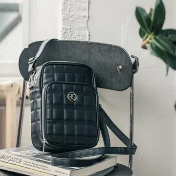 EGOIST 에고이스트 로고 숄더백 라지