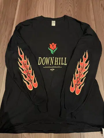 challenger rose 롱T