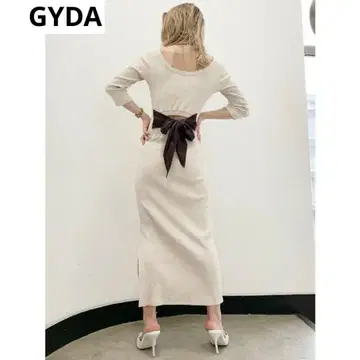 [새상품급] 제이다 백리본 원피스 롱 리브 니트 아이보리