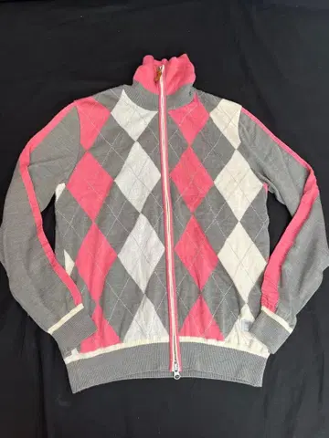 ONOFF 다이아몬드 패턴 가디건 L 사이즈