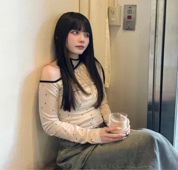 언밸런스 도트 T셔츠