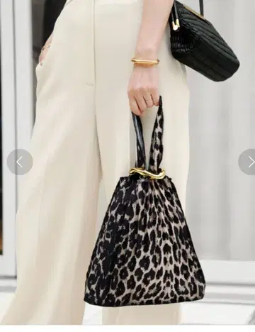 CELERI 레오파드 미니 플리츠 백