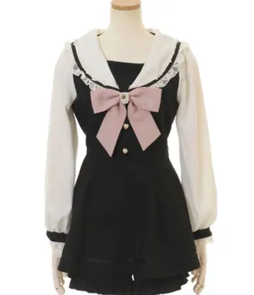 리즈리사 세일러 카라 셋업