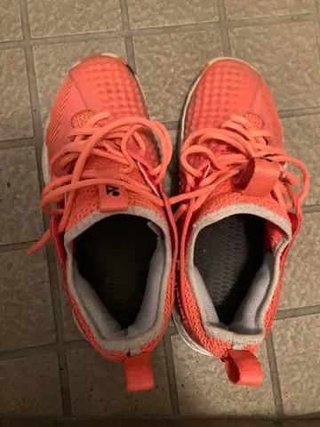 YONEX 24.5 테니스화