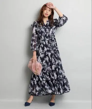 저스길리티 전개 프린트 원피스