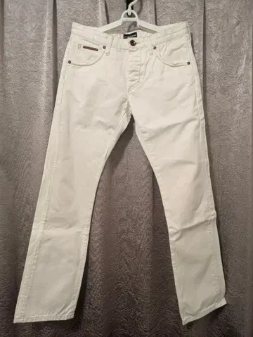 EMPORIO ARMANI 화이트 데님