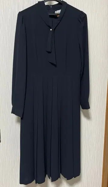 새상품급 셀포드 원피스 네이비 38