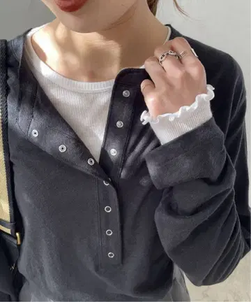 spick&span 시어 리브 롱 T