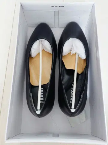 블랙 펌프스 22.5cm EEEE TRAVELIST