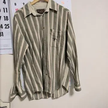 말보로 클래식 긴팔 셔츠