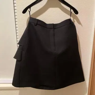 kaon for estnation 프릴 달린 블랙 스커트