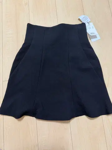 SNIDEL 블랙 플레어 스카 숏 팬츠 SWFP224032 0