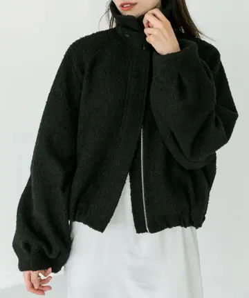 mystic 드로스트 숏코트